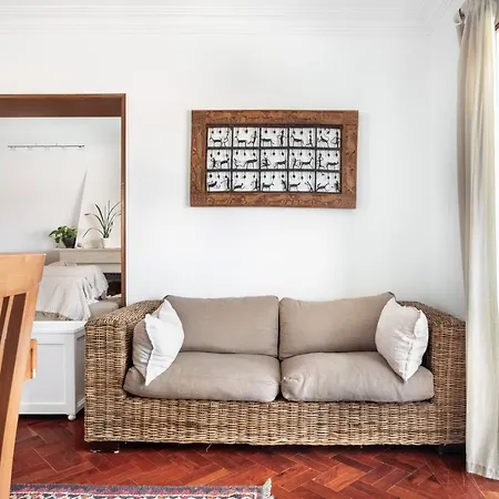 Villa Altido Superb Villa With Pool, Terrace, Garden And Bbq